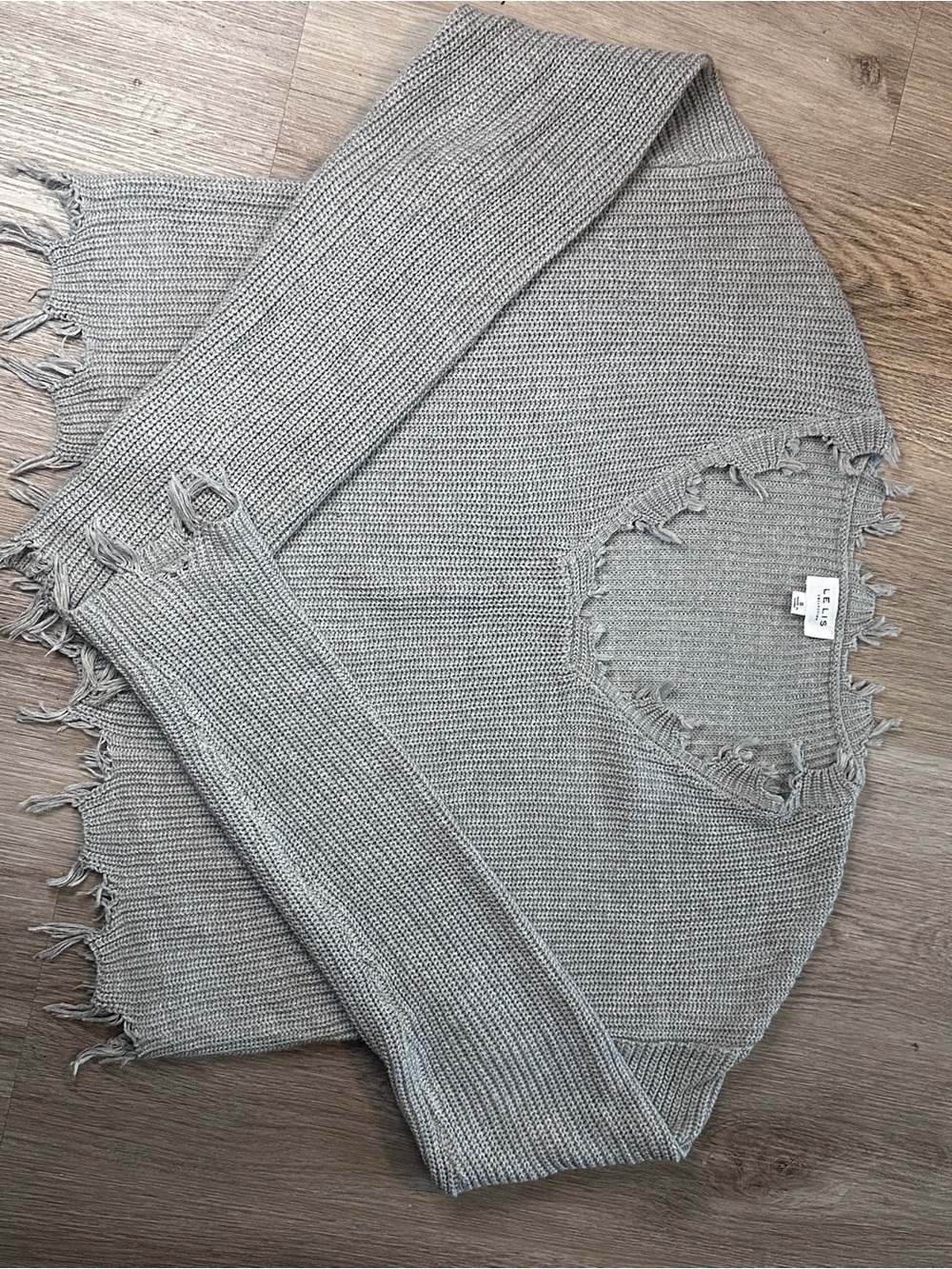 Le Lis Distressed V-Neck Sweater in Light Gray